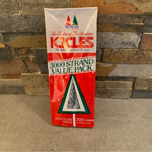 VINTAGE CHRISTMAS ICICLES 3000 STRAND 18" LONG VALUE PACK SEALED Tinsel - Picture 1 of 6